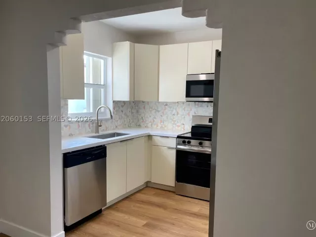 4-bedroom home for rent in Miami - 3200 SW 2nd St 0 - MondialRealty