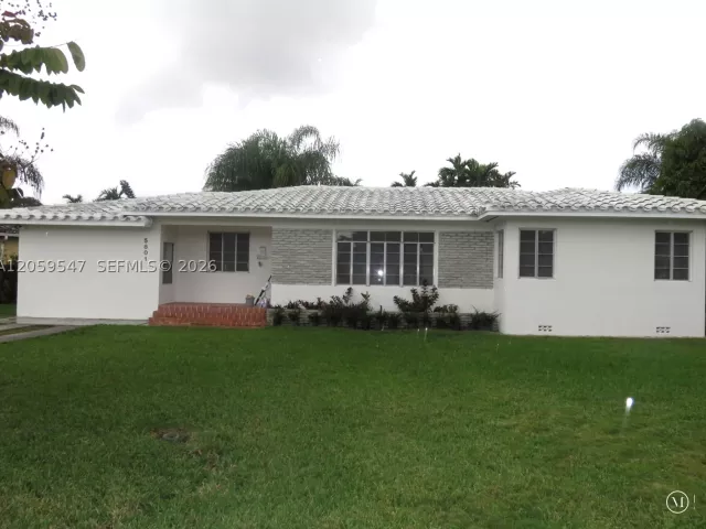 3-bedroom home for rent in Miami - 5801 SW 28 ST - MondialRealty