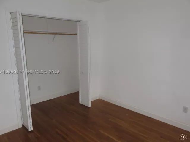 3-bedroom home for rent in Miami - 5801 SW 28 ST - MondialRealty