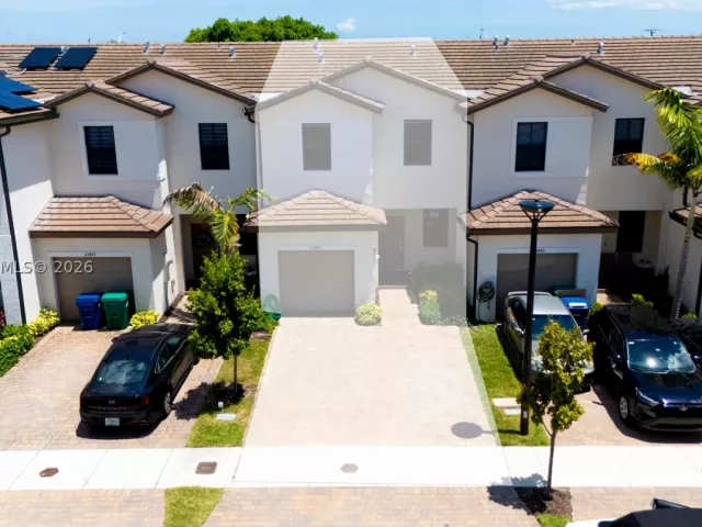 3-bedroom home for sale in Homestead - 23441 SW 129th Ave - MondialRealty