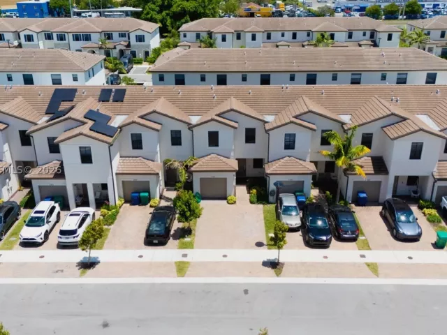 3-bedroom home for sale in Homestead - 23441 SW 129th Ave - MondialRealty