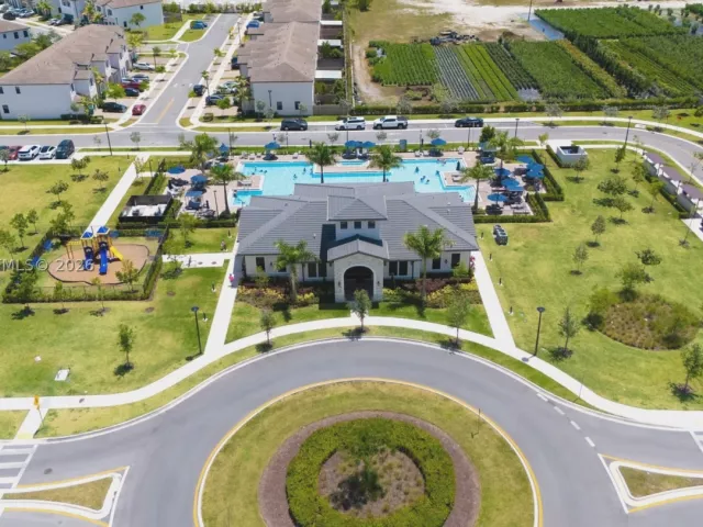 3-bedroom home for sale in Homestead - 23441 SW 129th Ave - MondialRealty