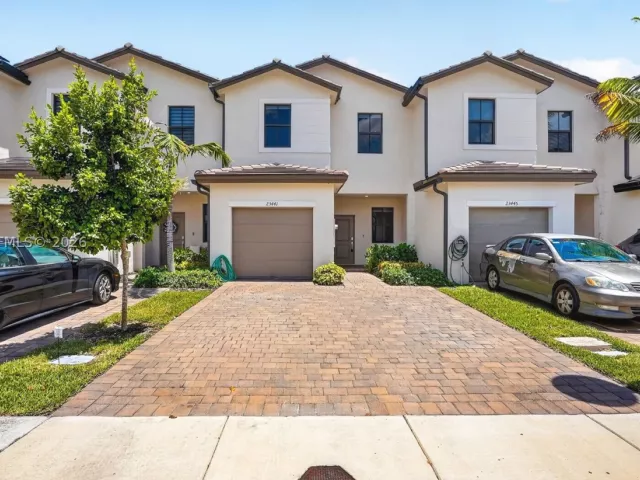 3-bedroom home for sale in Homestead - 23441 SW 129th Ave - MondialRealty