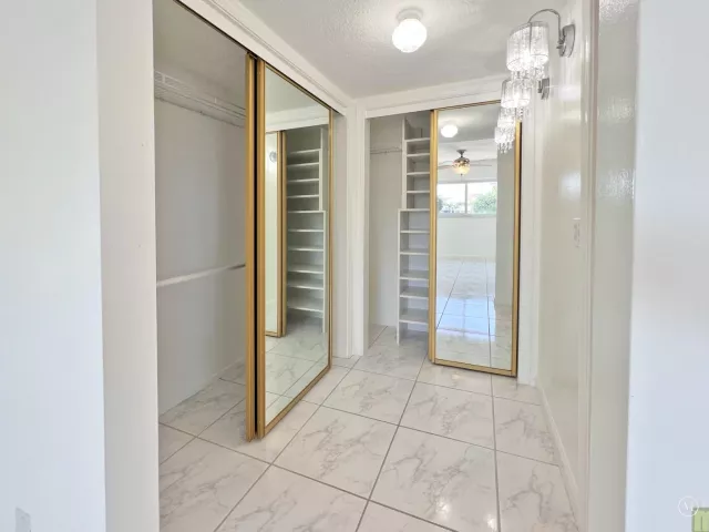 3-bedroom home for sale in Fort Lauderdale - 3318 NW 68TH Court - MondialRealty