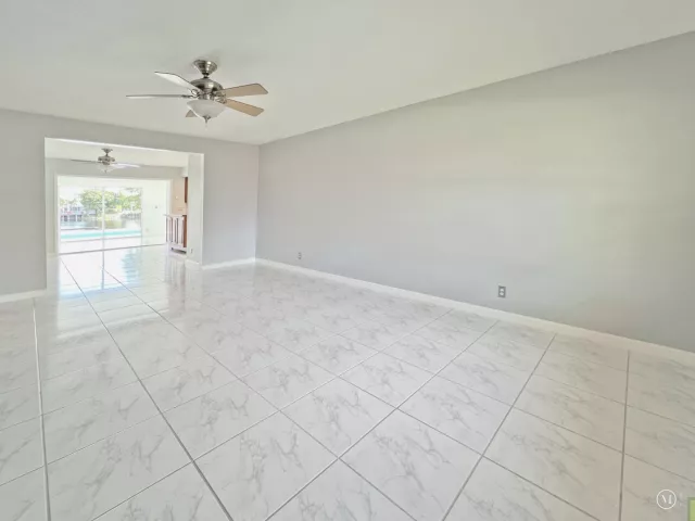 3-bedroom home for sale in Fort Lauderdale - 3318 NW 68TH Court - MondialRealty