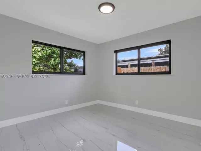 3-bedroom home for sale in Fort Lauderdale - 1997 SW 28th Ave - MondialRealty