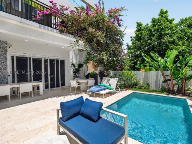 4-bedroom home for rent in Miami - 2149 SW 30th Ct 2149 - MondialRealty