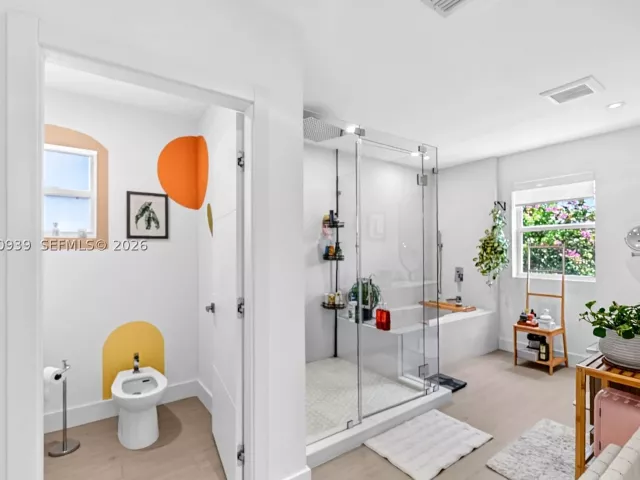 4-bedroom home for rent in Miami - 2149 SW 30th Ct 2149 - MondialRealty