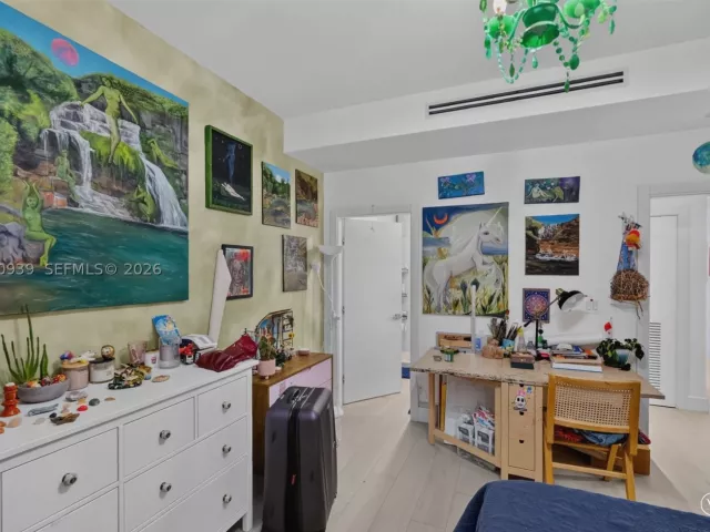 4-bedroom home for rent in Miami - 2149 SW 30th Ct 2149 - MondialRealty