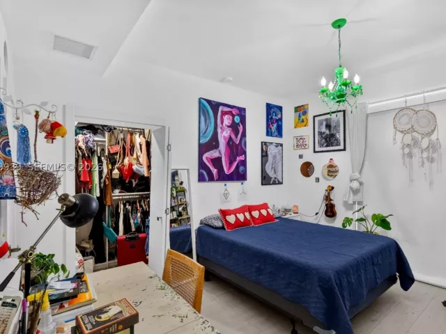4-bedroom home for rent in Miami - 2149 SW 30th Ct 2149 - MondialRealty
