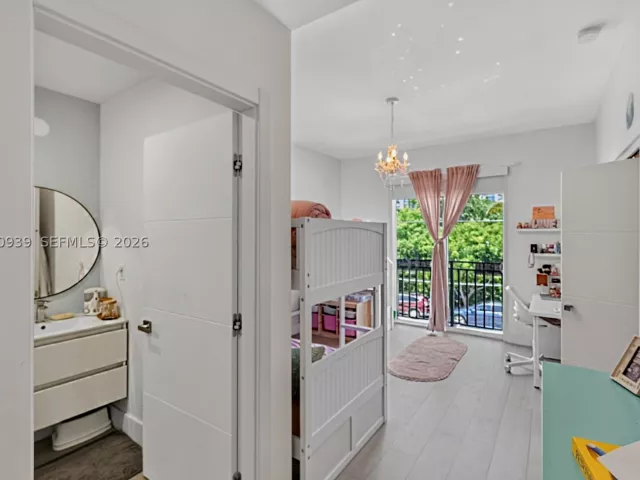 4-bedroom home for rent in Miami - 2149 SW 30th Ct 2149 - MondialRealty