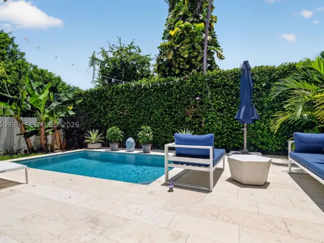4-bedroom home for rent in Miami - 2149 SW 30th Ct 2149 - MondialRealty