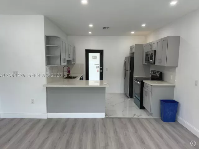 3-bedroom home for rent in North Miami - 1210 NW 123rd St - MondialRealty