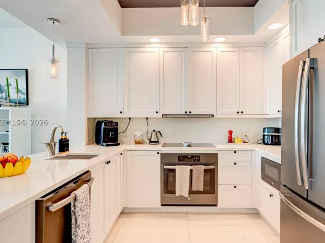 2-bedroom condo for rent in Fort Lauderdale - 315 NE 3rd Ave 1908 - MondialRealty