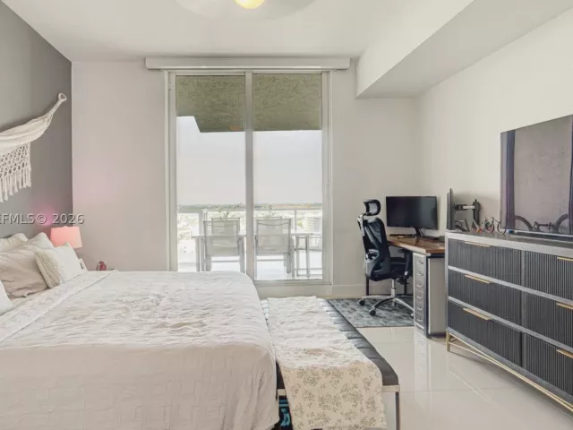 2-bedroom condo for rent in Fort Lauderdale - 315 NE 3rd Ave 1908 - MondialRealty
