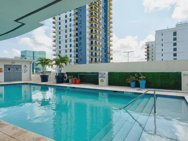 2-bedroom condo for rent in Fort Lauderdale - 315 NE 3rd Ave 1908 - MondialRealty