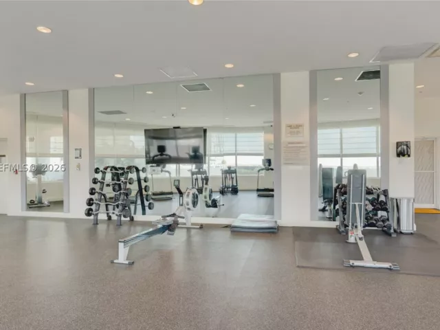 2-bedroom condo for rent in Fort Lauderdale - 315 NE 3rd Ave 1908 - MondialRealty