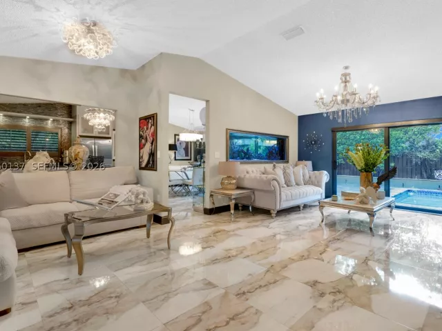 2-bedroom home for sale in Miami - 15830 SW 139th Ave - MondialRealty