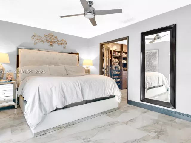 2-bedroom home for sale in Miami - 15830 SW 139th Ave - MondialRealty