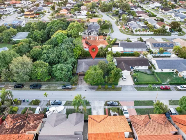 2-bedroom home for sale in Miami - 15830 SW 139th Ave - MondialRealty