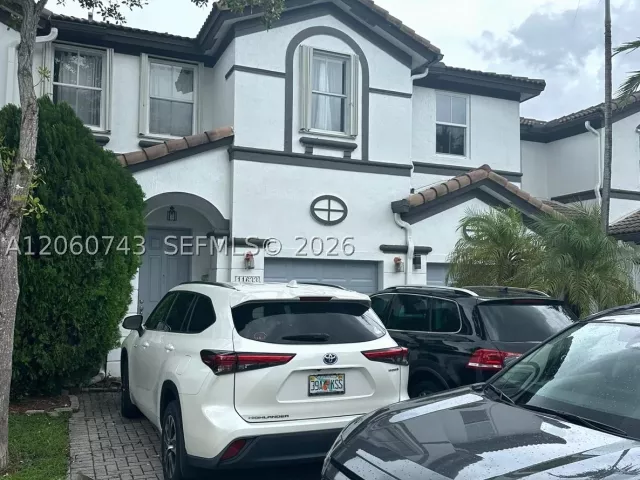 4-bedroom home for rent in Doral - 11633 NW 78th St - MondialRealty