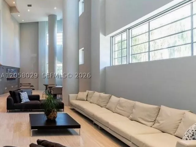 1-bedroom condo for rent in Miami Beach - 6620 Indian Creek Dr 301 - MondialRealty