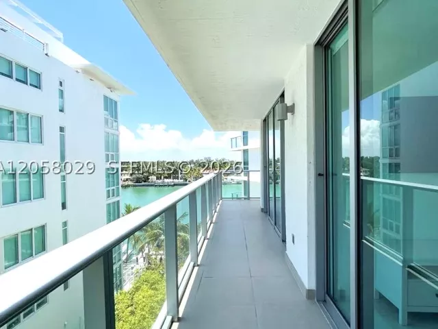 1-bedroom condo for rent in Miami Beach - 6620 Indian Creek Dr 301 - MondialRealty