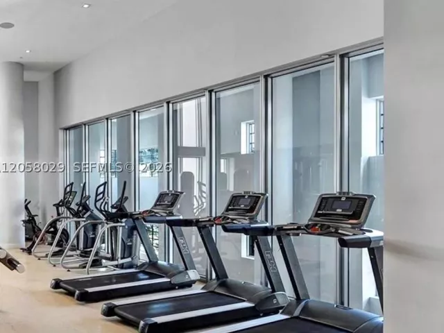 1-bedroom condo for rent in Miami Beach - 6620 Indian Creek Dr 301 - MondialRealty