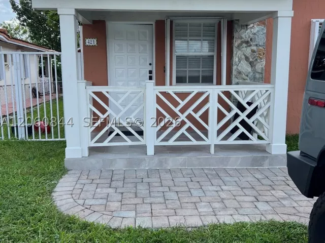 3-bedroom home for rent in Miami - 421 NW 57th Ct 1 - MondialRealty