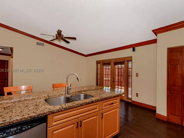 4-bedroom home for sale in Miami - 12268 SW 144th Ter - MondialRealty