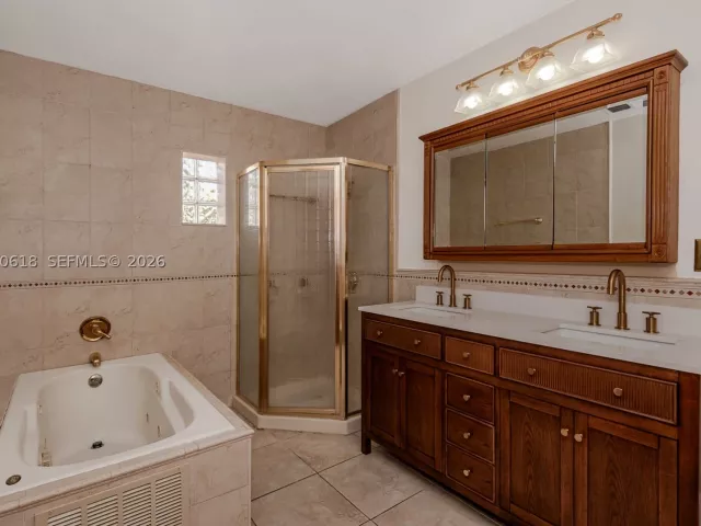 4-bedroom home for sale in Miami - 12268 SW 144th Ter - MondialRealty