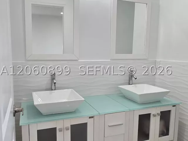 3-bedroom home for rent in Miami - 3675 Thomas Ave 3675 - MondialRealty