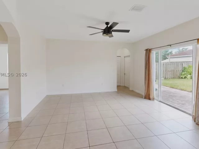 4-bedroom home for sale in Homestead - 2002 NE 39th Ter - MondialRealty