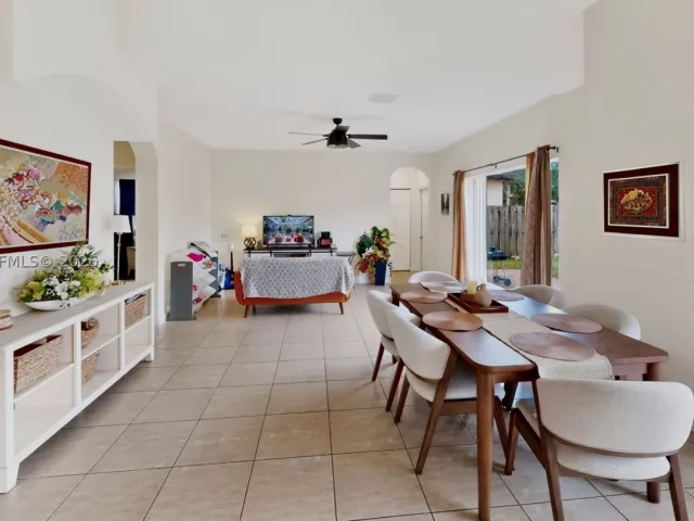 4-bedroom home for sale in Homestead - 2002 NE 39th Ter - MondialRealty