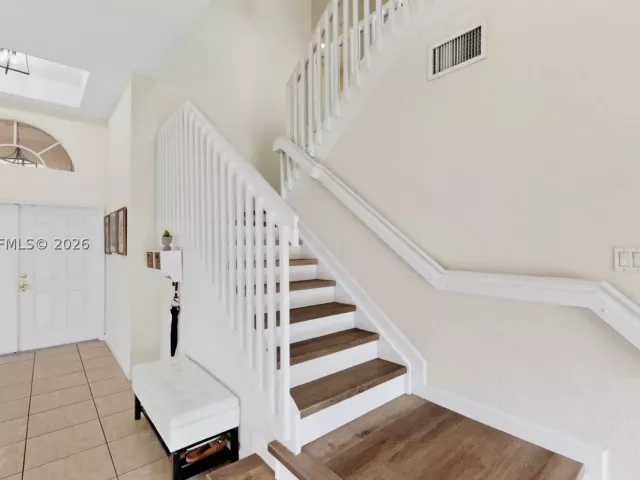 4-bedroom home for sale in Homestead - 2002 NE 39th Ter - MondialRealty
