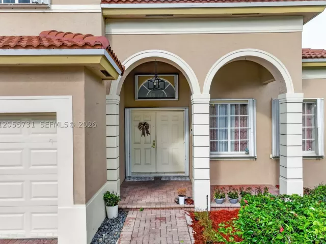 4-bedroom home for sale in Homestead - 2002 NE 39th Ter - MondialRealty