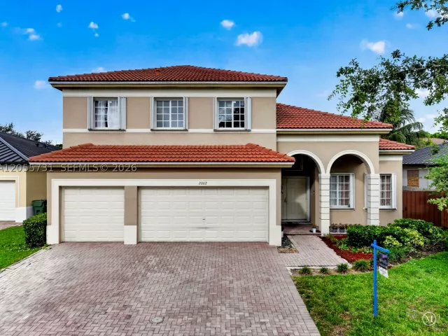 4-bedroom home for sale in Homestead - 2002 NE 39th Ter - MondialRealty