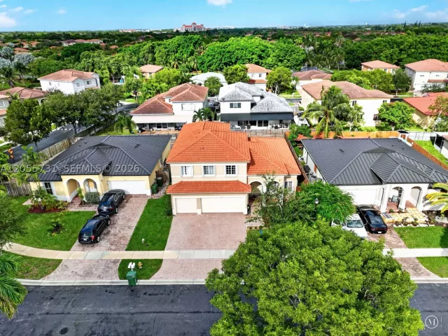 4-bedroom home for sale in Homestead - 2002 NE 39th Ter - MondialRealty
