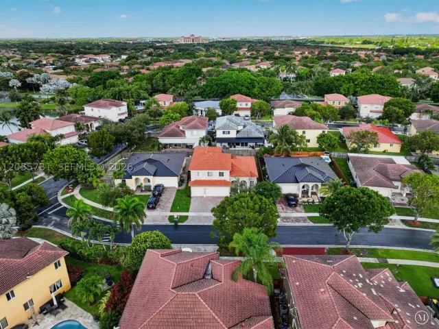 4-bedroom home for sale in Homestead - 2002 NE 39th Ter - MondialRealty