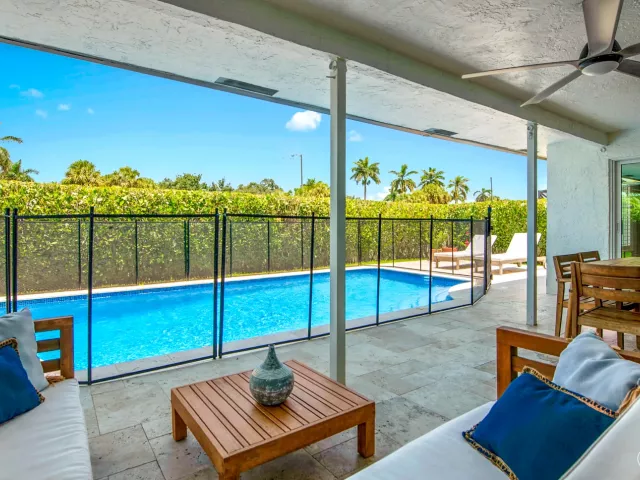 3-bedroom home for rent in Boca Raton - 23313 Lago Mar Circle - MondialRealty