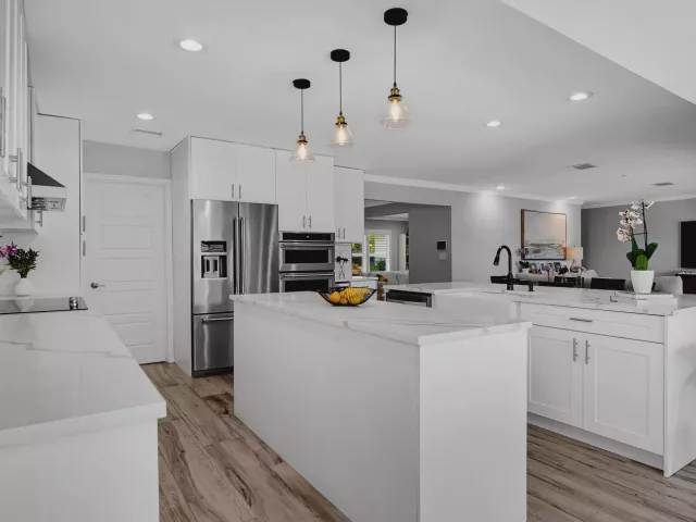 3-bedroom home for rent in Boca Raton - 23313 Lago Mar Circle - MondialRealty