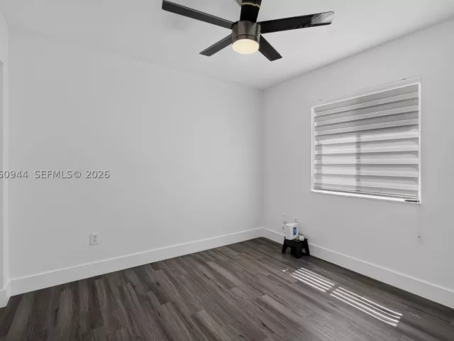 3-bedroom home for rent in Miami - 15772 SW 74th Ln - MondialRealty