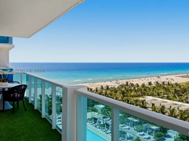 2-bedroom condo for sale in Miami Beach - 2301 Collins Ave 1003/1004 - MondialRealty