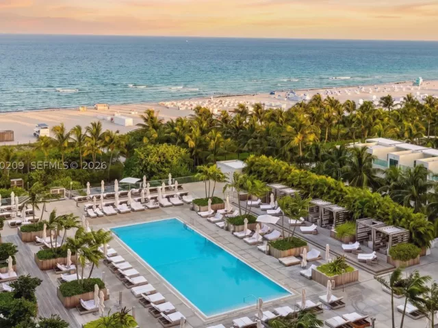 2-bedroom condo for sale in Miami Beach - 2301 Collins Ave 1003/1004 - MondialRealty