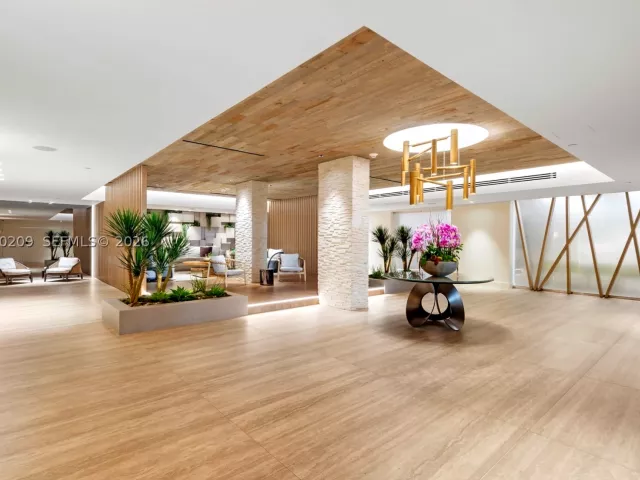 2-bedroom condo for sale in Miami Beach - 2301 Collins Ave 1003/1004 - MondialRealty