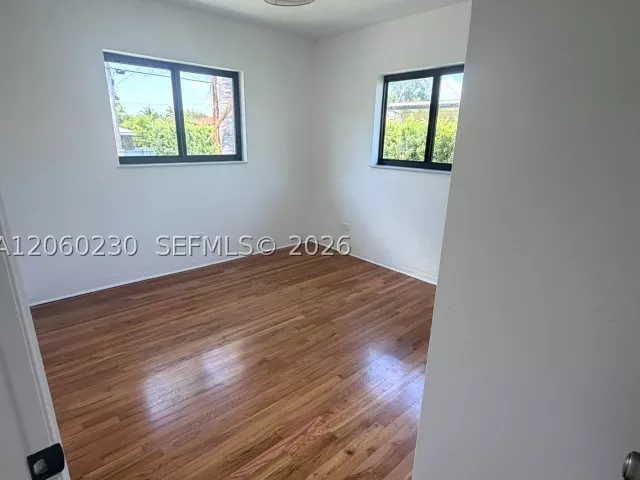 4-bedroom home for rent in Miami - 5171 SW 6th St - MondialRealty