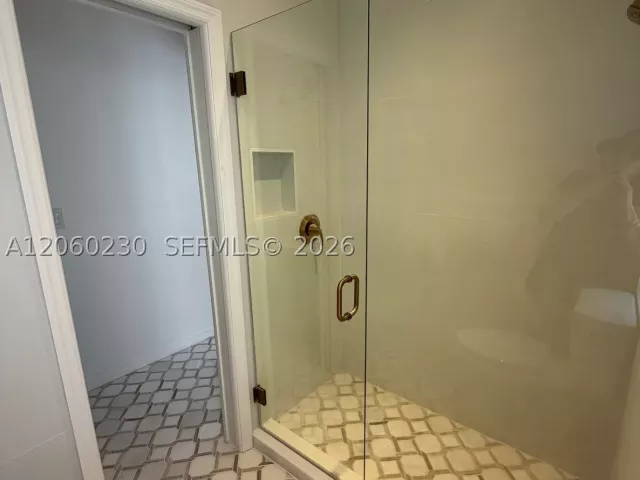 4-bedroom home for rent in Miami - 5171 SW 6th St - MondialRealty