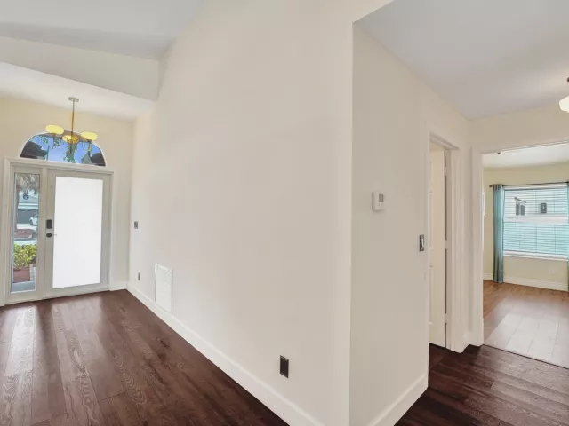 3-bedroom home for sale in Pembroke Pines - 18343 SW 5TH Court - MondialRealty