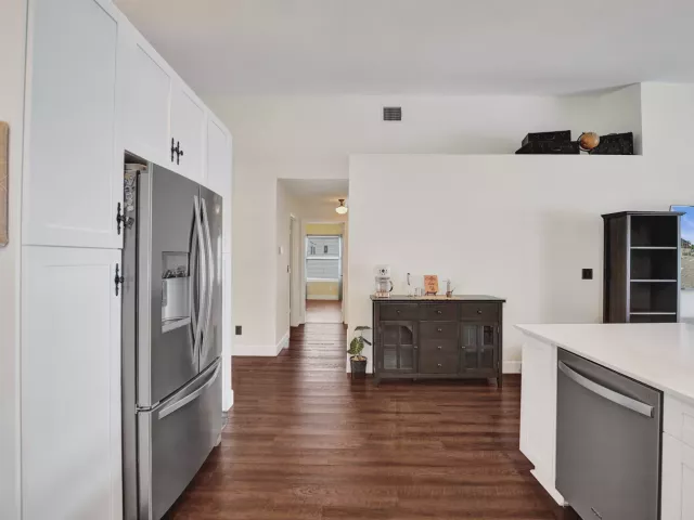 3-bedroom home for sale in Pembroke Pines - 18343 SW 5TH Court - MondialRealty