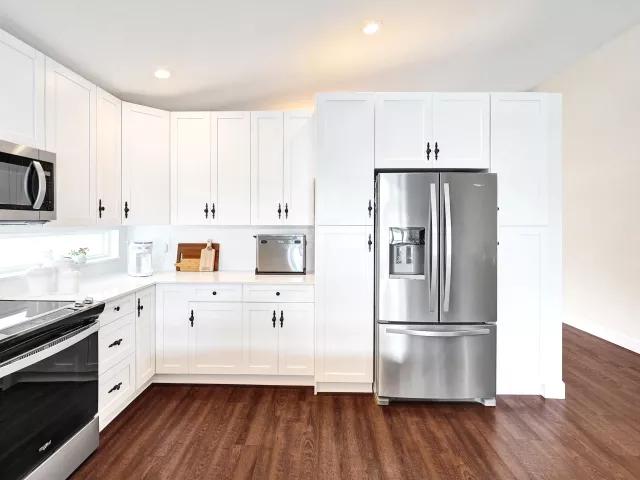 3-bedroom home for sale in Pembroke Pines - 18343 SW 5TH Court - MondialRealty